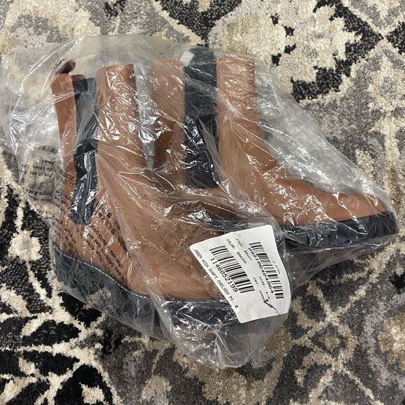 J. Crew Gwen lug-sole high-shaft Chelsea boots in leatherItem BA187* - Picture 4 of 7